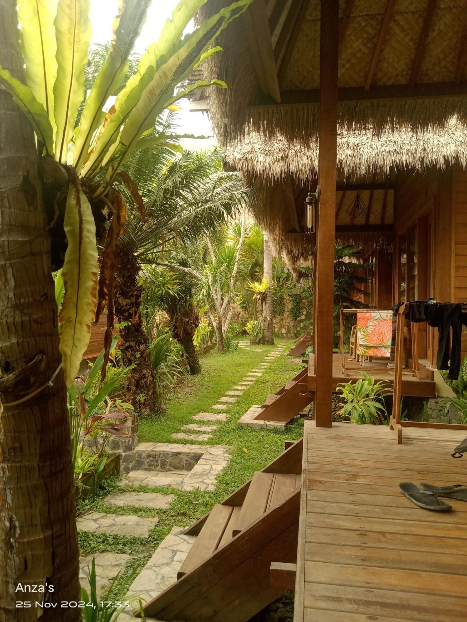 Village Vibes Lombok Kuta  외부 사진