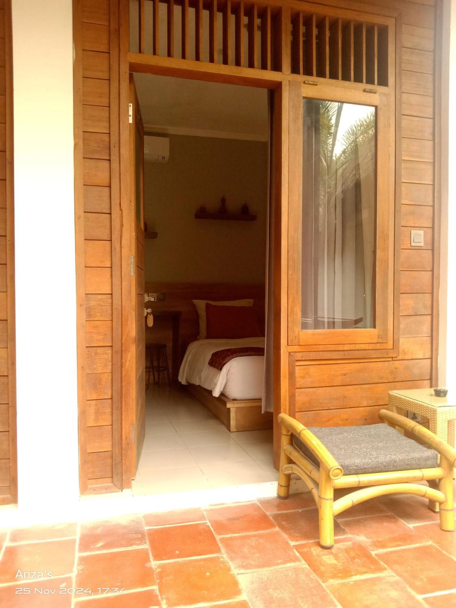 Village Vibes Lombok Kuta  외부 사진